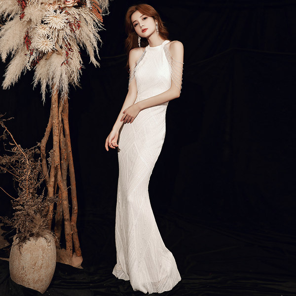 ชุดราตรี ชุดราตรีสวยหรู แบบ ทันสมัย Evening dress