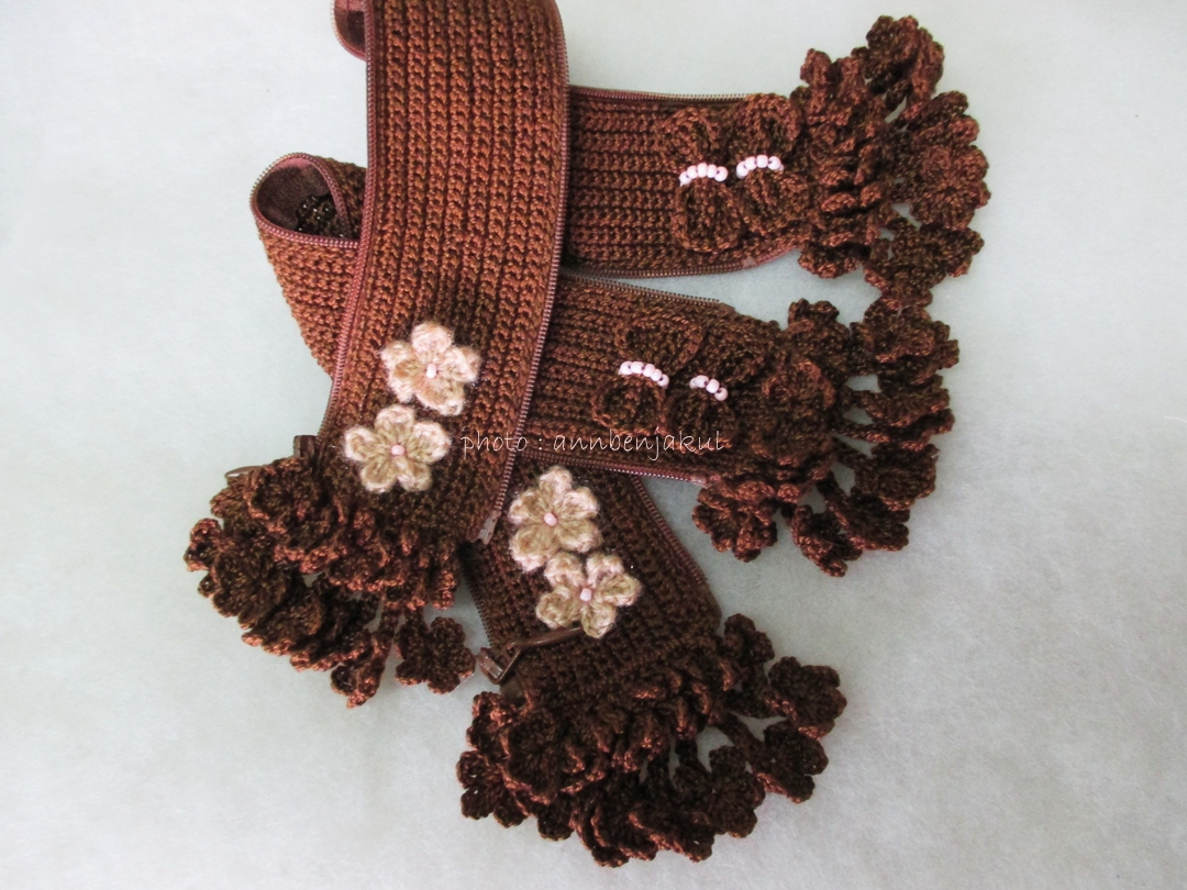 ที่หุ้มหูกระเป๋า ด้าย DMC สีน้ำตาลเข้ม 898