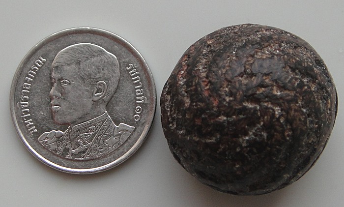 ลูกอมถักเชือก