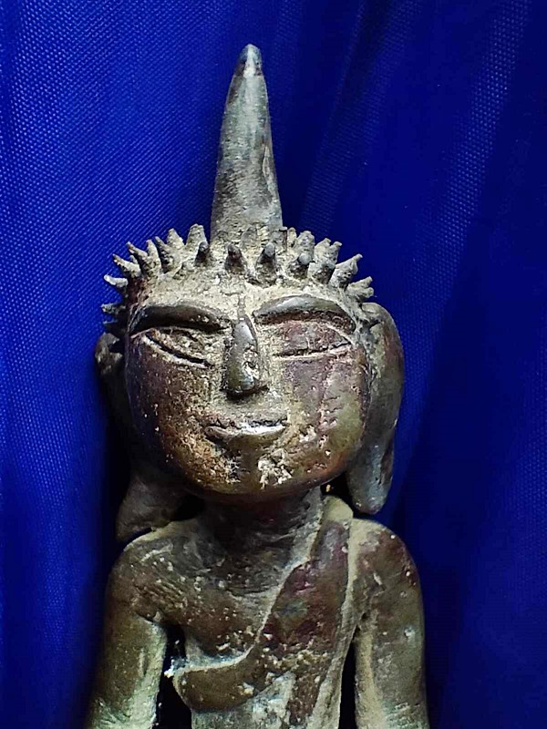 พระเชียงรุ้ง