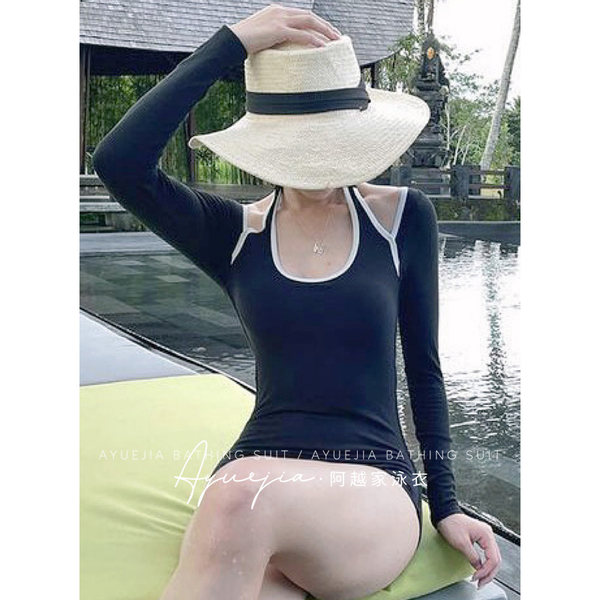 ชุดว่ายน้ำผู้หญิง ชุดว่ายน้ำน่ารัก Bikini ชุดไปทะเล