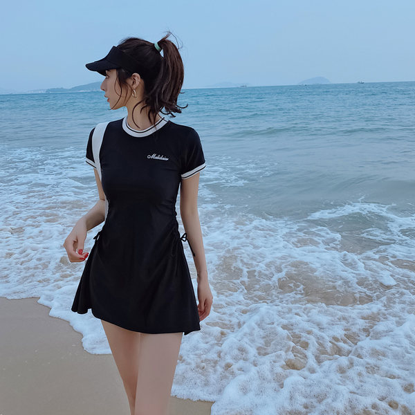 ชุดว่ายน้ำผู้หญิง ชุดว่ายน้ำน่ารัก Bikini ชุดไปทะเล