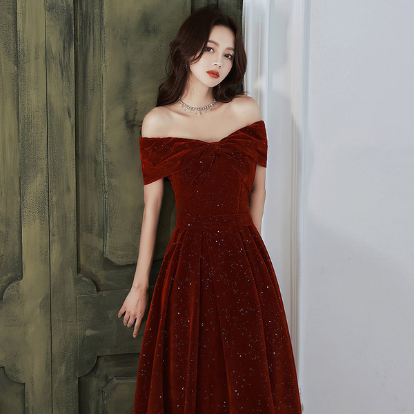 ชุดราตรี ชุดออกงาน ดีไซน์หรู แบรนด์ Angel