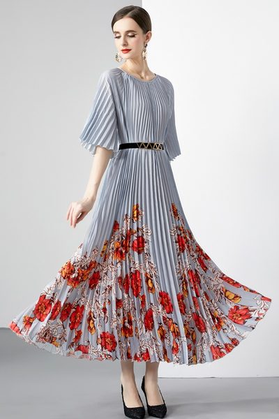 ชุดเดรสยาวสวยๆ ชุดเดรสยาวใส่สบาย ใส่ทำงาน
