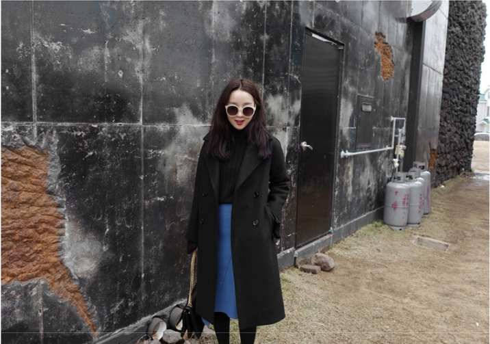 OverCoat เสื้อโค้ทกันหนาวตัวยาว สีดำ Classic เข้าได้กับทุกชุด งานดี ผ้าวูลเนื้อดี บุซับในกันลมอย่างดี พร้อมส่ง