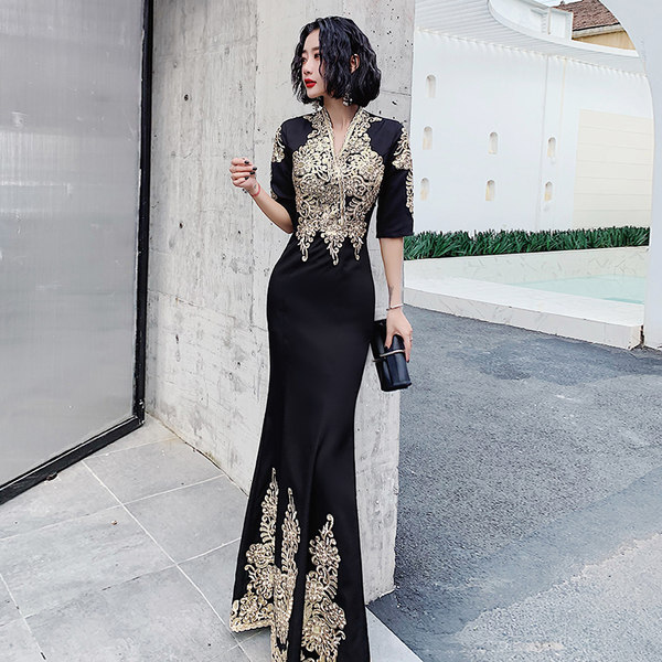 ชุดราตรี ชุดราตรีสวยหรู แบบ ทันสมัย Evening dress