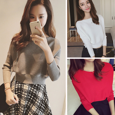 เสื้อแขนยาว ทรงสั้น คอปาด มีลายในตัว ผ้าไม่หนามากทิ้งตัว พร้อมส่ง