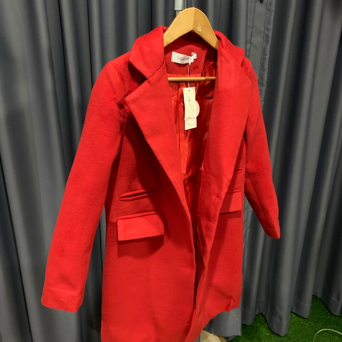 เสื้อโค้ท สไตล์เกาหลี ทรงโคล่ง แบบเก๋ ผ้าหนากันหนาวได้ดี บุซับในกันลม พร้อมส่ง สีแดง