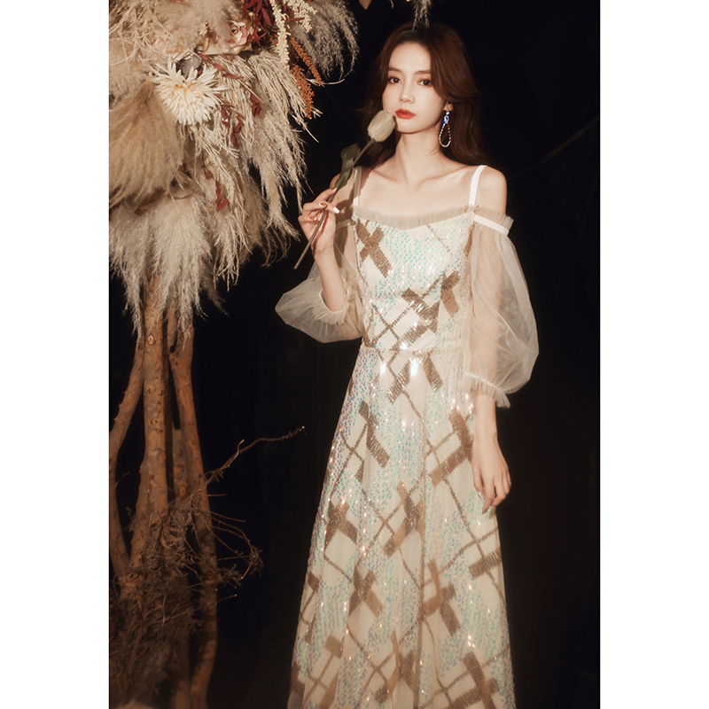 ชุดราตรี ชุดราตรีสวยหรู แบบ ทันสมัย Evening dress