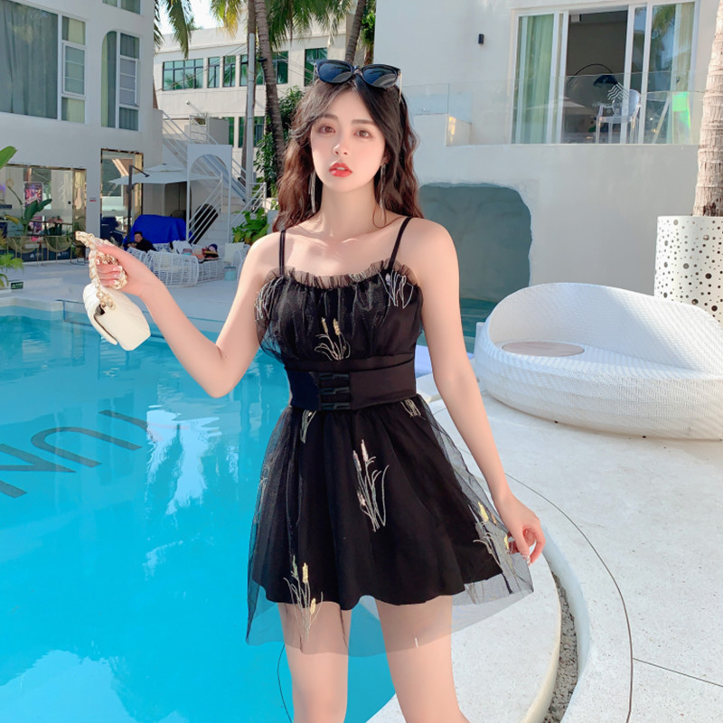 ชุดว่ายน้ำผู้หญิง แบบชุดว่ายน้ำสไตล์เกาหลี