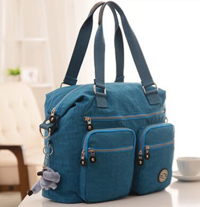 กระเป๋าถือ กระเป๋าสะพาย ผู้หญิง กระเป๋าเดินทาง ใส่เสื้อผ้า กระเป๋าผ้าไนลอนกันน้ำ ทรงสี่เหลี่ยม ใบใหญ่ มีช่องซิปหลายช่อง กระเป๋าวัยรุ่น ท่องเที่ยว เก๋ ๆ 953685