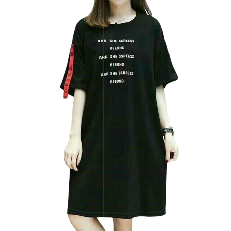 Dress4678 เดรสทรงโอเวอร์ไซส์ อกสกรีนลายตัวอักษร แขนแต่งแถบป้ายแบรนด์เก๋ๆ ดูมีดีเทล ผ้าคอตตอนซอฟท์เกรดพรีเมียมเนื้อดีหนานุ่มยืดหยุ่นสูงใส่สบาย งานสวยใส่ง่ายน่ารักมาก