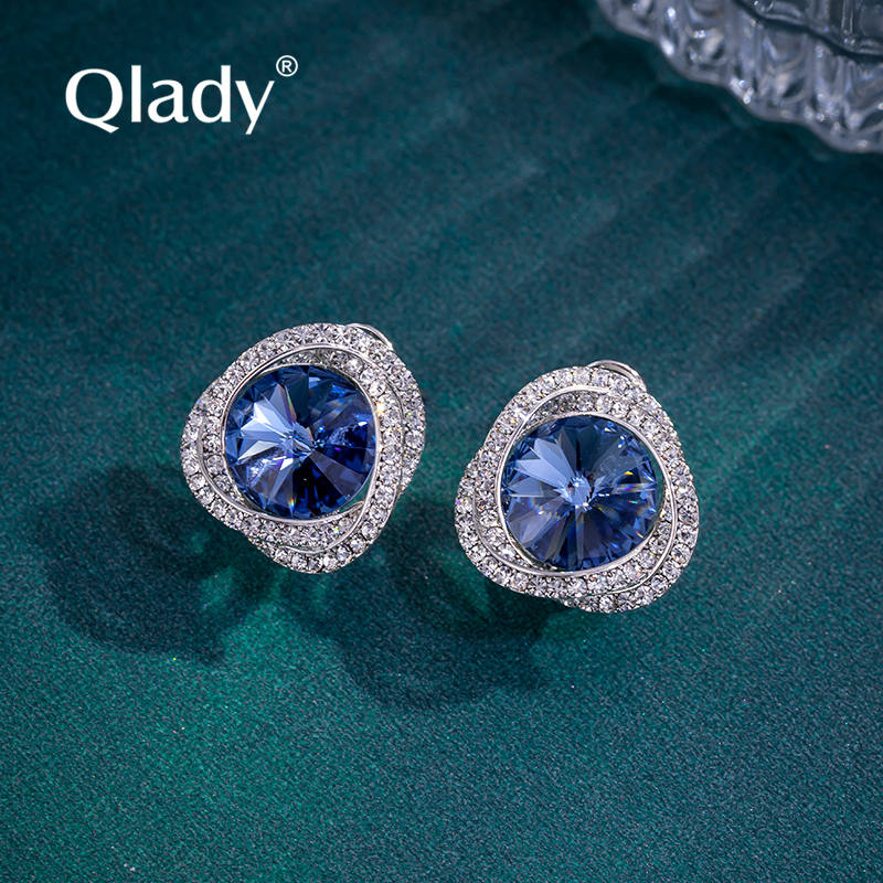 ต่างหู ตุ้มหูแฟชั่น By Qlady