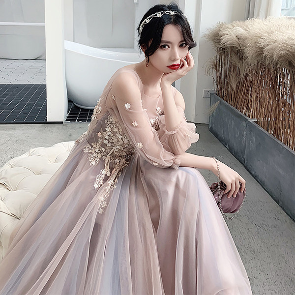 ชุดเพื่อนเจ้าสาว ชุดไปงานแต่งงาน