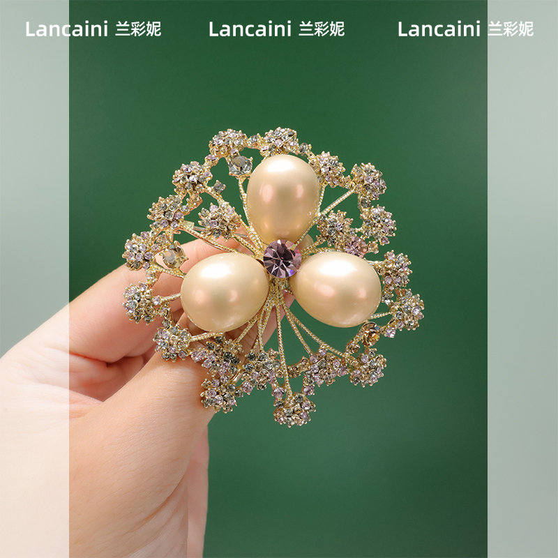 เข็มกลัด เข็มกลัดสวยๆ เข็มกลัดติดเสื้อ Brooch