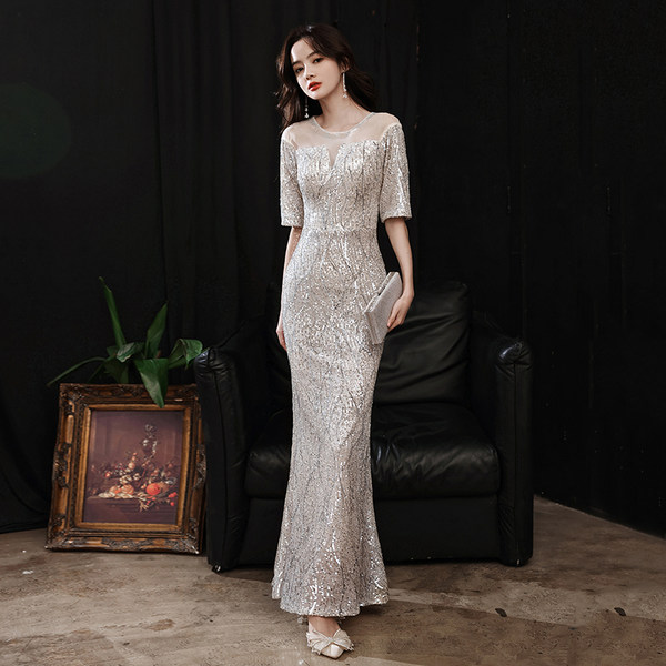 ชุดราตรี ชุดออกงาน ดีไซน์หรู แบรนด์ Angel