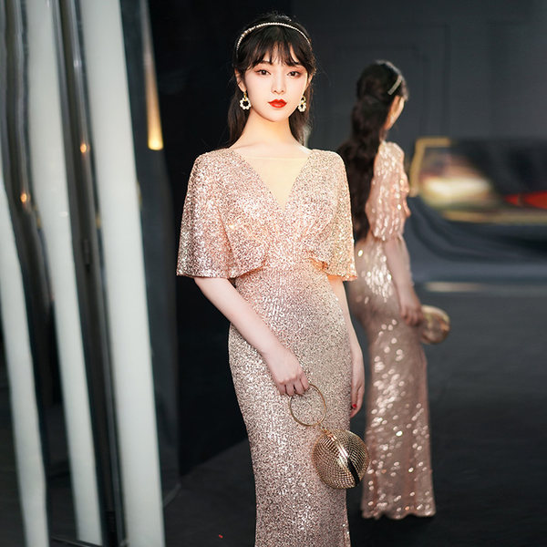 ชุดราตรี ชุดราตรีสวยหรู แบบ ทันสมัย Evening dress