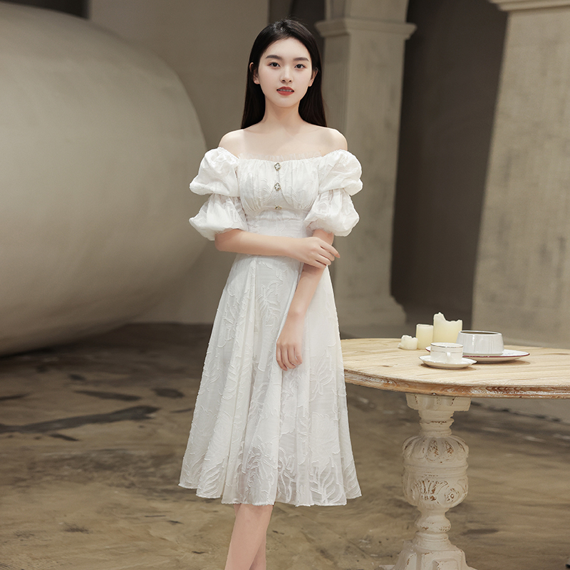ชุดราตรี ชุดราตรีสวยหรู แบบ ทันสมัย Evening dress