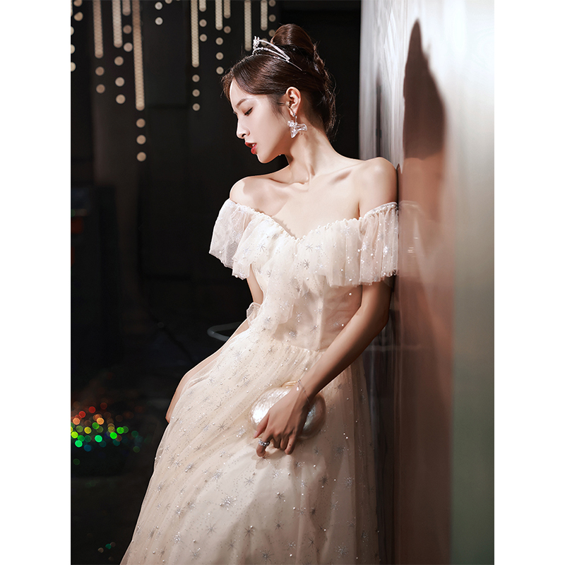ชุดราตรี ชุดราตรีสวยหรู แบบ ทันสมัย Evening dress