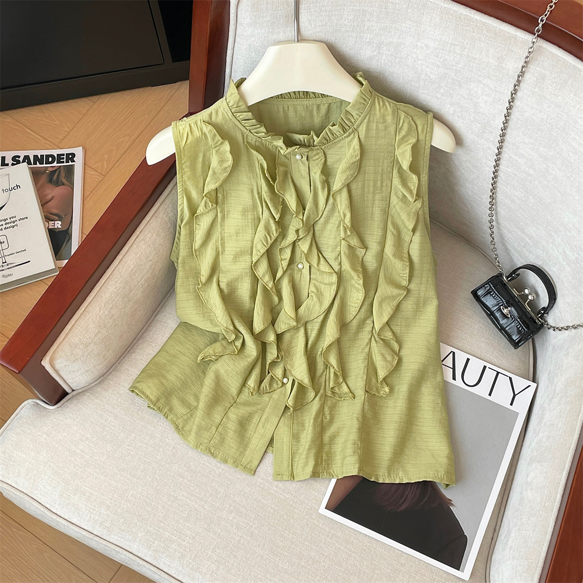 เสื้อเชิ้ตผู้หญิงใส่ทํางาน 390 บาทต่อชิ้น ฟรีค่าจัดส่ง
