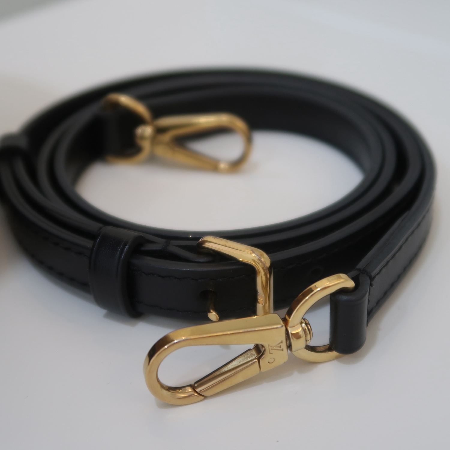 Louis Vuitton Monogram Reverse Cannes