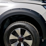 คิ้วล้อรถยนต์ (6นิ้ว) มีน็อต V.4 All New D-MAX ปี 2020 ขึ้นไป