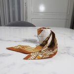 Hermes Caramel/White/Bronze Brides et Gris Silk Twilly Scarf (1 เส้น)