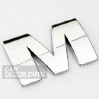 สีเงินเงา - ตัวอักษร M