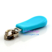 หัวซิปพลาสติก เบอร์#5 สีฟ้า (จำนวน 1 ชิ้น)
