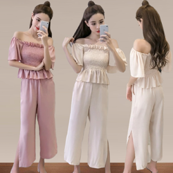 Set_bt1800 ชุดเซ็ท 2 ชิ้น(เสื้อ+กางเกง) เสื้อเปิดไหล่สม็อครอบอกแขนทรงปล่อย+กางเกงขายาวเอวยางยืดผ่าชายเล็กน้อยเพื่อความคล่องตัว มีกระเป๋าข้าง ผ้าชีฟองเกรดพรีเมียมเนื้อดีหนานุ่มมีน้ำหนักใส่สบายไม่ยับง่าย งานน่ารักเก๋ๆ ใส่เที่ยว/ใส่ทำงานได้