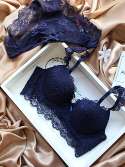 บรา ยกทรง เสื้อชั้นในสตรี