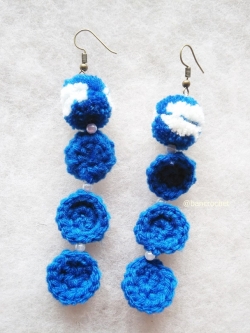 Bancrochet ต่างหูถักโครเชต์ crochet earrings สีน้ำเงิน 4-6 นิ้ว
