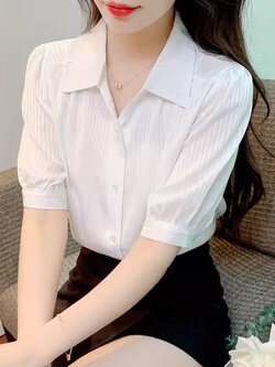 เสื้อเชิ้ตผู้หญิงใส่ทํางาน 390 บาทต่อชิ้น ฟรีค่าจัดส่ง