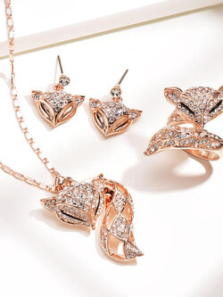 สร้อยคอ จี้ สร้อยคอแฟชั่น