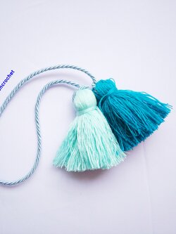 Bancrochet พู่ห้อยกระเป๋า/ที่ห้อยกระเป๋าแฮนด์เมด Tassels keychain hanging for bags หลากสี 4 นิ้ว