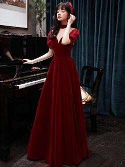 ชุดราตรี ชุดราตรีสวยหรู แบบ ทันสมัย Evening dress