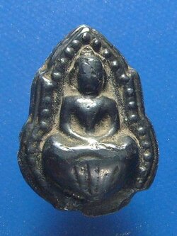 หลวงพ่อโต วัดหลักหก