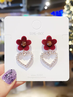 ต่างหู ตุ้มหูแฟชั่น