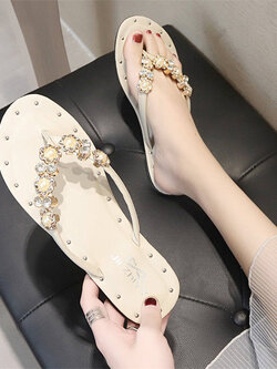 รองเท้าแตะของผู้หญิง