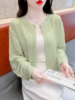 เสื้อเชิ้ตผู้หญิงใส่ทํางาน 390 บาทต่อชิ้น ฟรีค่าจัดส่ง