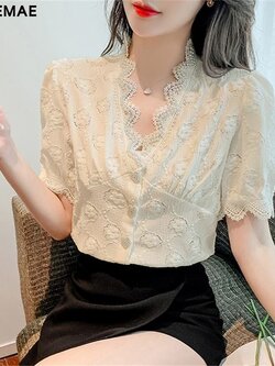 เสื้อลูกไม้ แขนสั้น