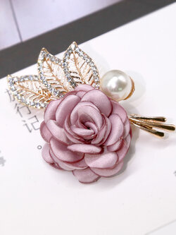 เข็มกลัด เข็มกลัดสวยๆ เข็มกลัดติดเสื้อ Brooch
