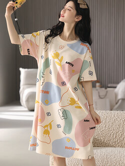 ชุดนอนผู้หญิง