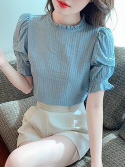 เสื้อลูกไม้ แขนสั้น