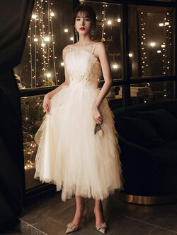 ชุดราตรี ชุดราตรีสวยหรู แบบ ทันสมัย Evening dress