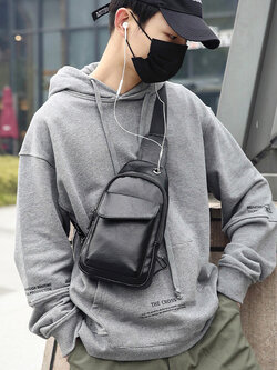 กระเป๋าผู้ชาย กระเป๋าสะพายข้างผู้ชาย กระเป๋าผู้ชายสไตล์เกาหลี By ETONWEAG BAG