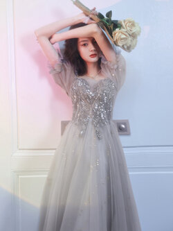 ชุดราตรี ชุดราตรีสวยหรู แบบ ทันสมัย Evening dress
