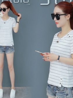 เสื้อผ้าแฟชั่นผู้หญิง เสื้อเชิ้ตแบบฮิตๆ