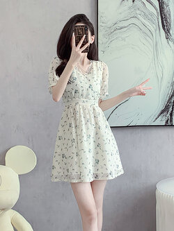 แบบชุดเดรสสวยๆ ชุดเดรสน่ารักๆสไตล์เกาหลี