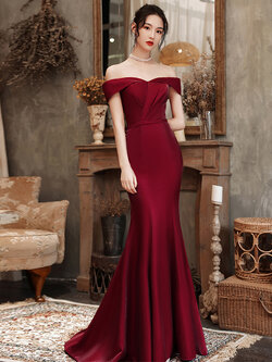 ชุดราตรี ชุดราตรีสวยหรู แบบ ทันสมัย Evening dress
